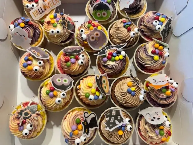 Halloween Cupcakes - Spende an HSI e. V.