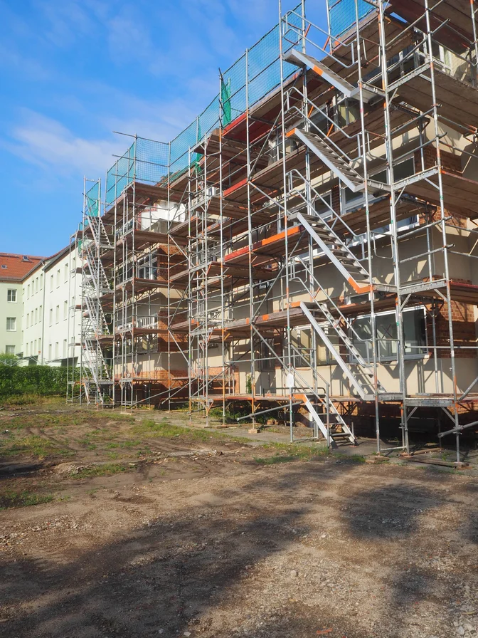 Boldstraße Hofansicht Baugerüst